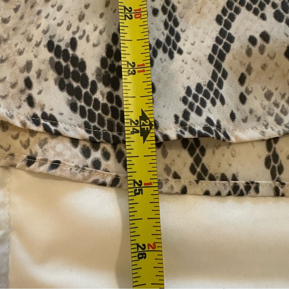 Express Snake Print Button Down Shirt - Black and Cream - Picture 4 of 8